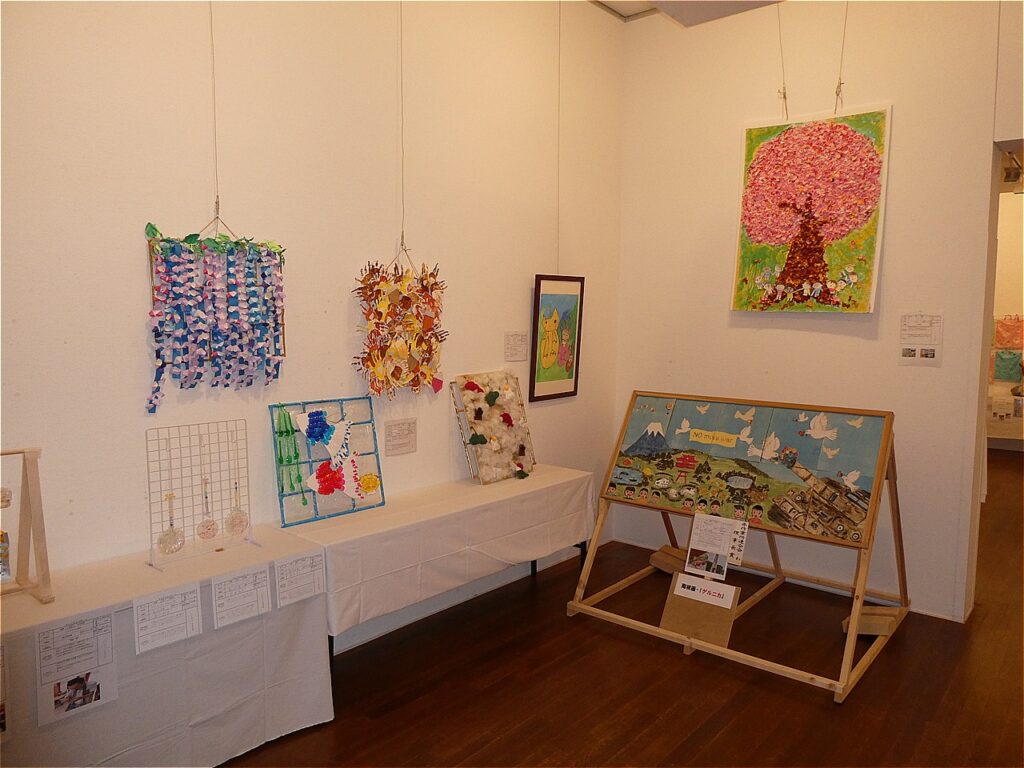 第34回愛護ギャラリー展